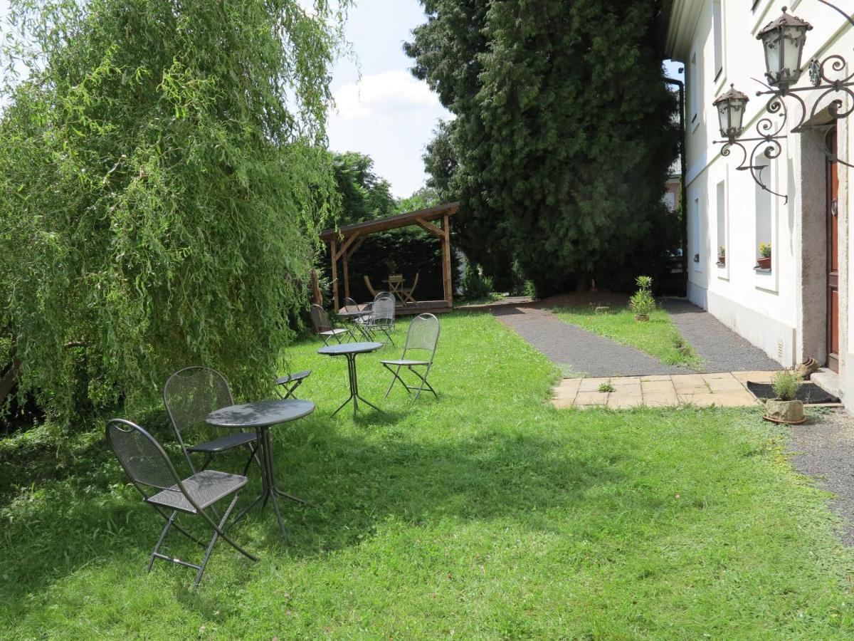 Zamecky Penzion Sloup Sloup  Buitenkant foto